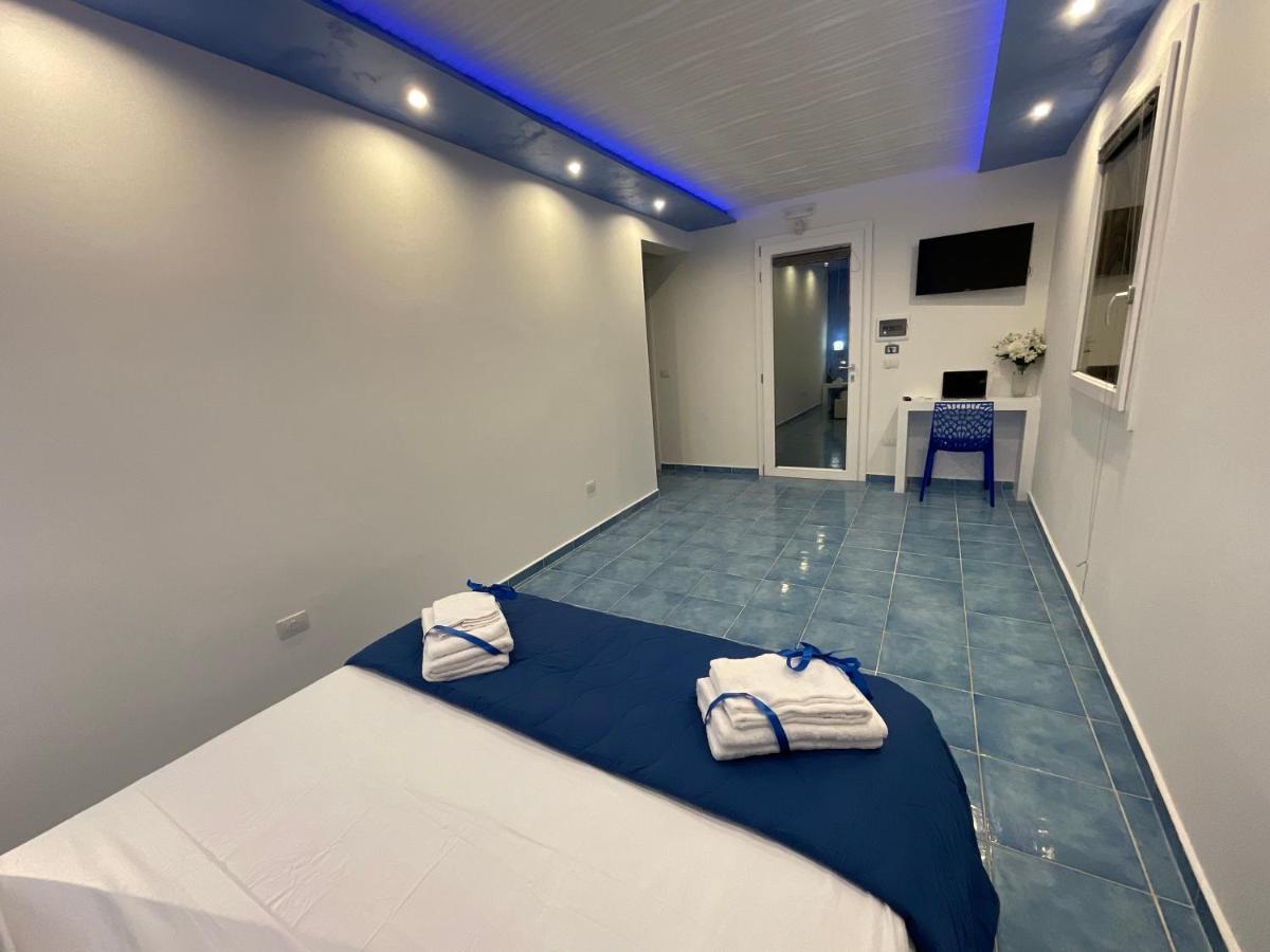 לינה וארוחת בוקר טורה לפילו Salento Sottovento Luxury Beb מראה חיצוני תמונה