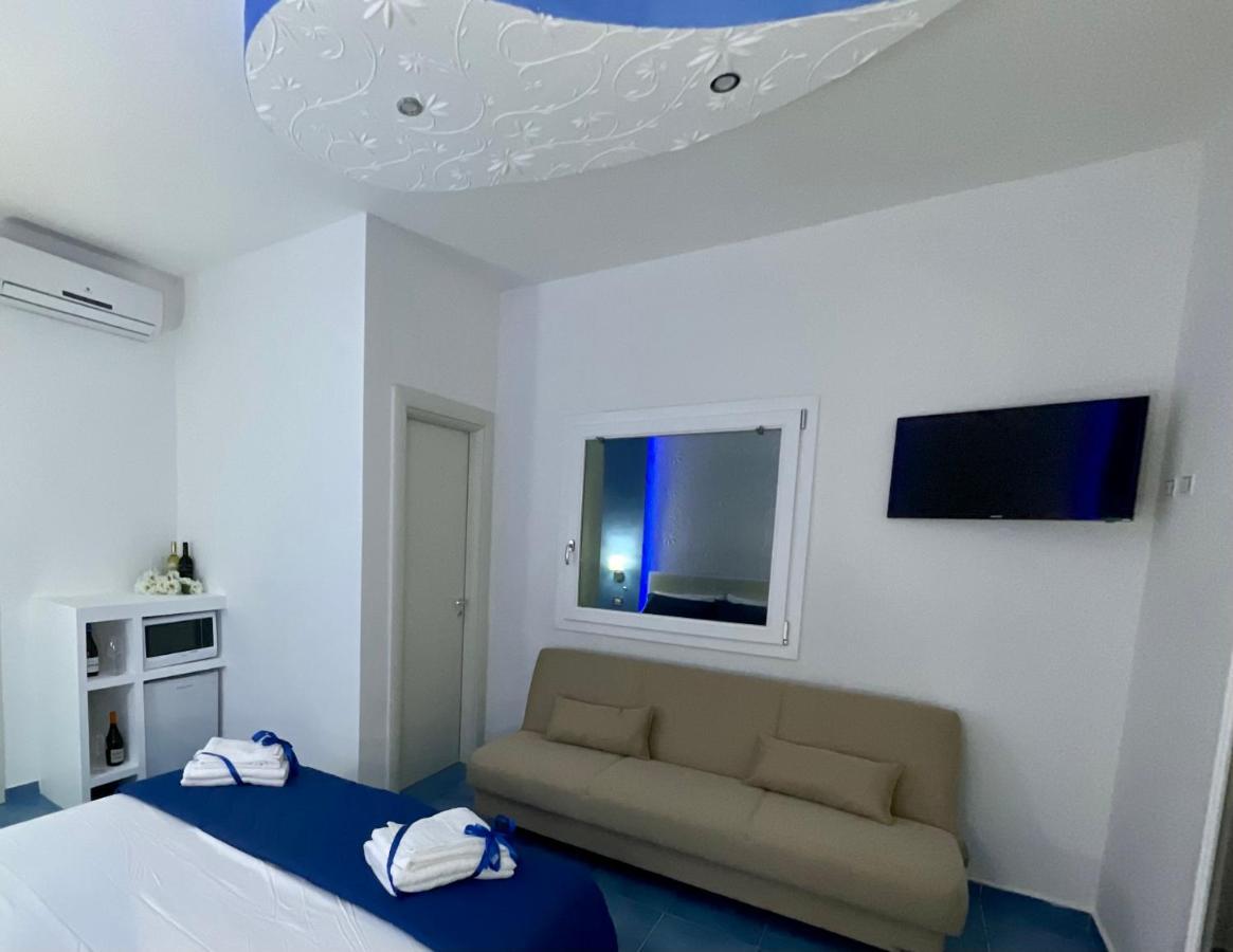 לינה וארוחת בוקר טורה לפילו Salento Sottovento Luxury Beb מראה חיצוני תמונה