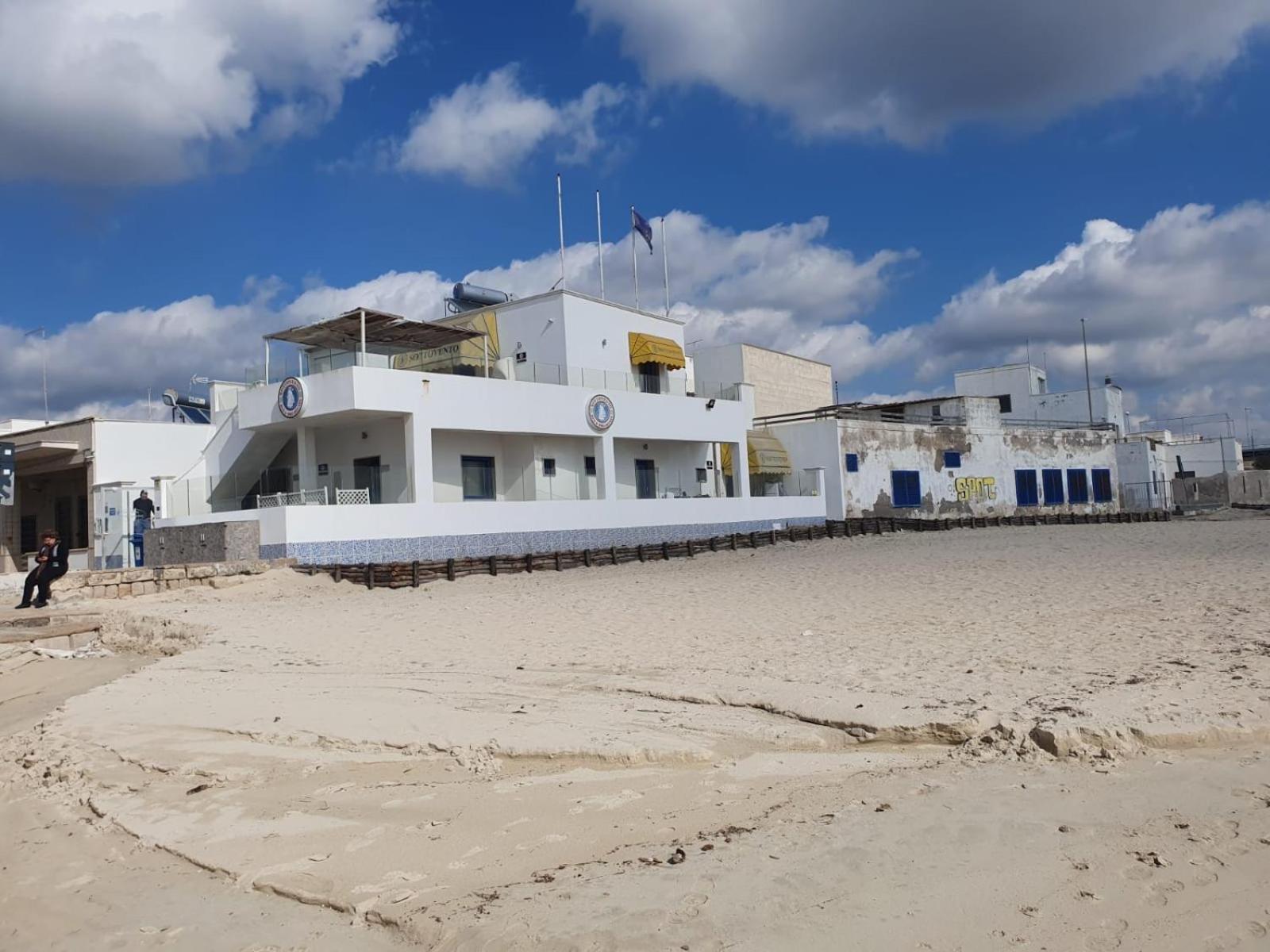 לינה וארוחת בוקר טורה לפילו Salento Sottovento Luxury Beb מראה חיצוני תמונה